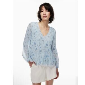 Wilfred Daydreamer V-Neck Blouse